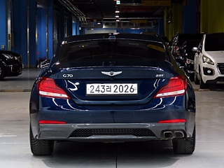 GENESIS G70 2020