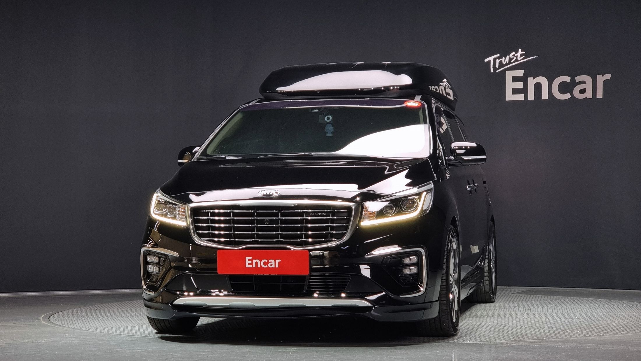 KIA CARNIVAL 2019