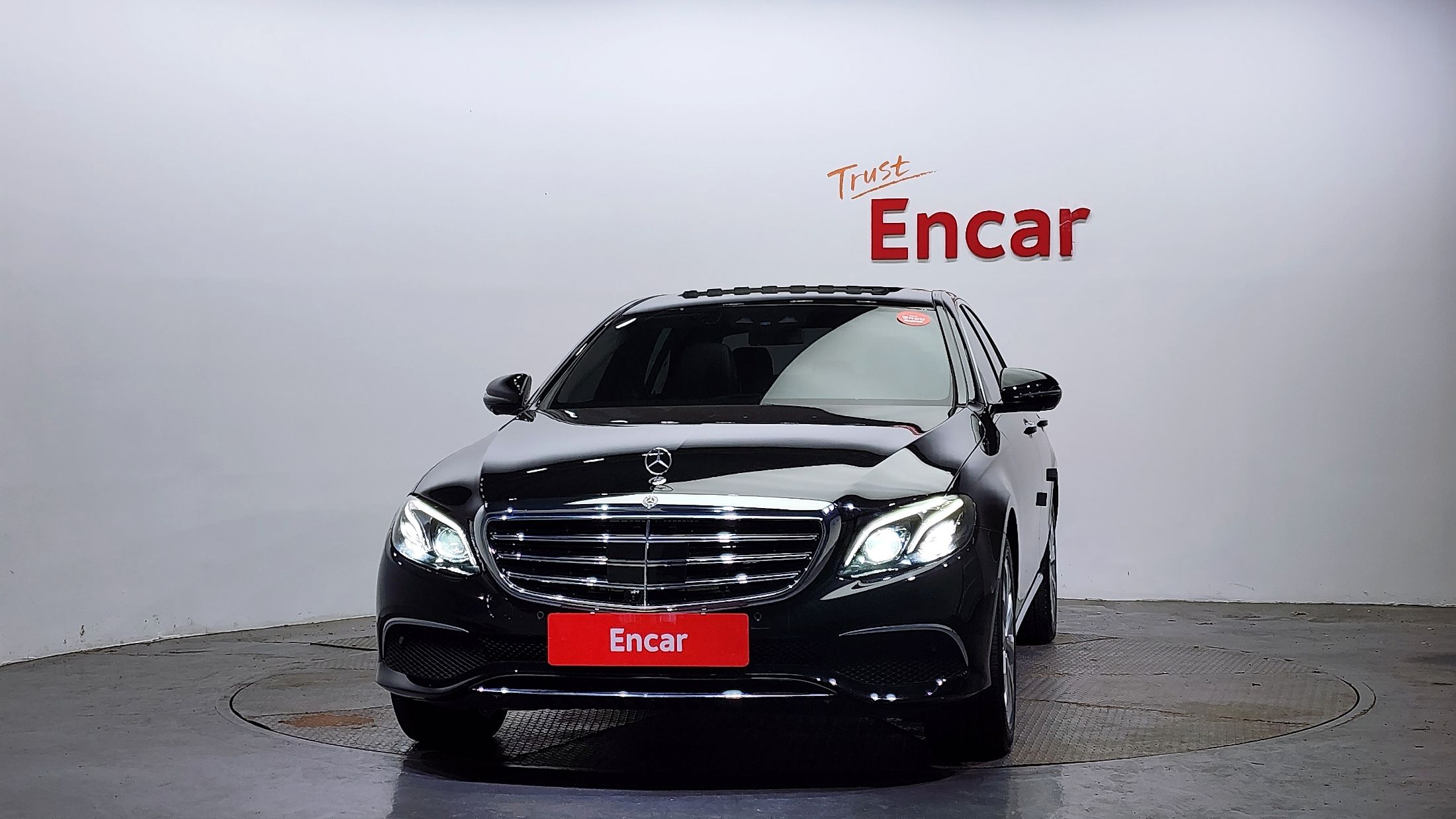 MERCEDES BENZ E-CLASS W213 2020