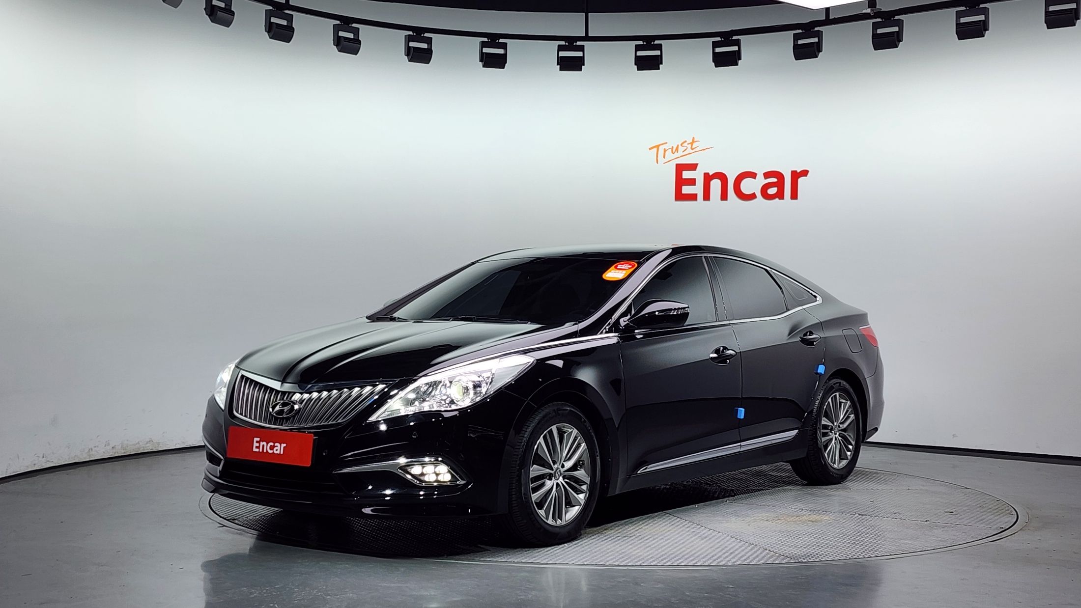 HYUNDAI GRANDEUR HG 2016