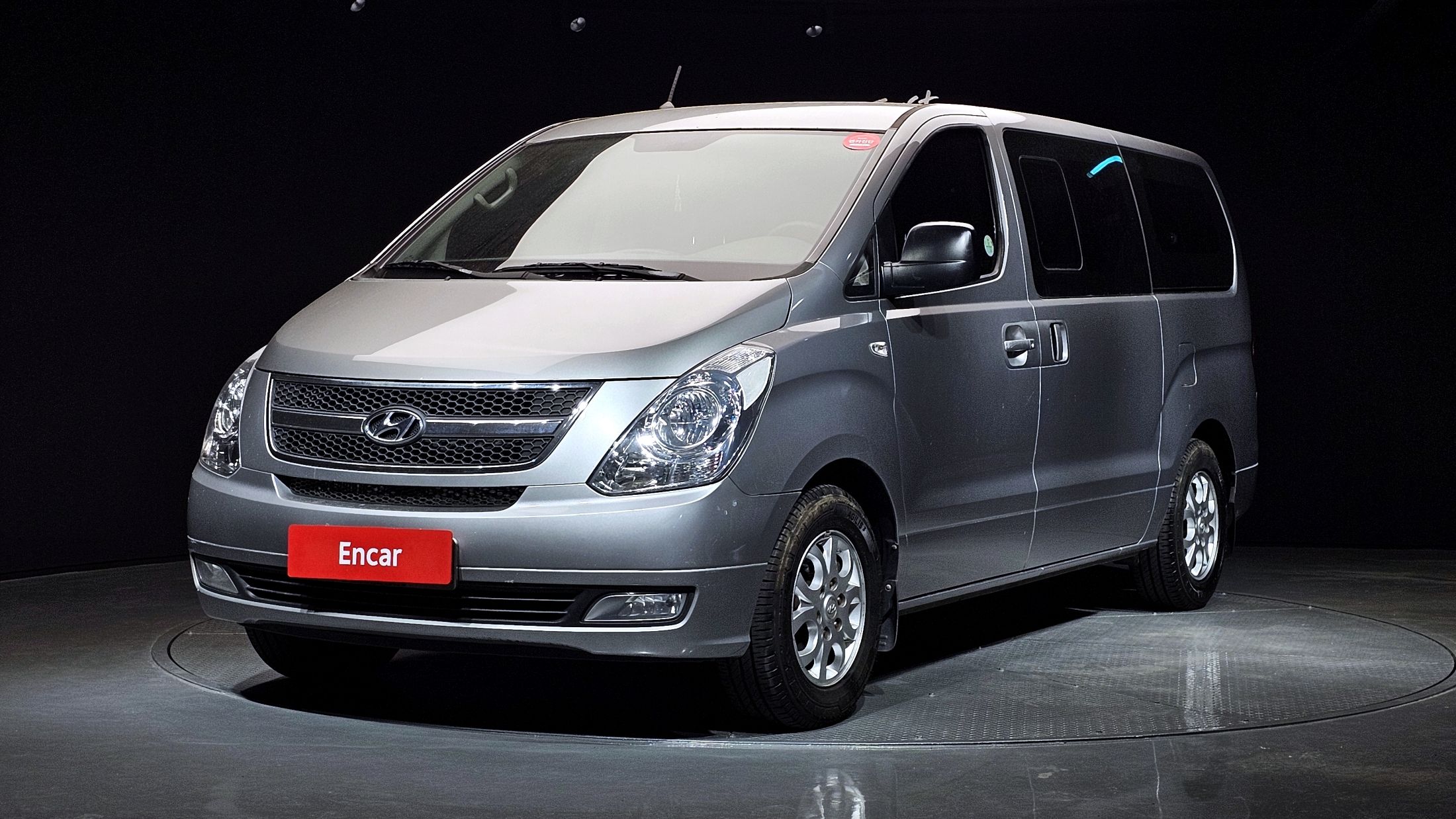 HYUNDAI STAREX GRAND