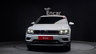 VOLKSWAGEN TIGUAN WVGZZZ5NZLW363070 2020