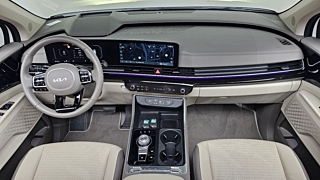 KIA CARNIVAL 2024
