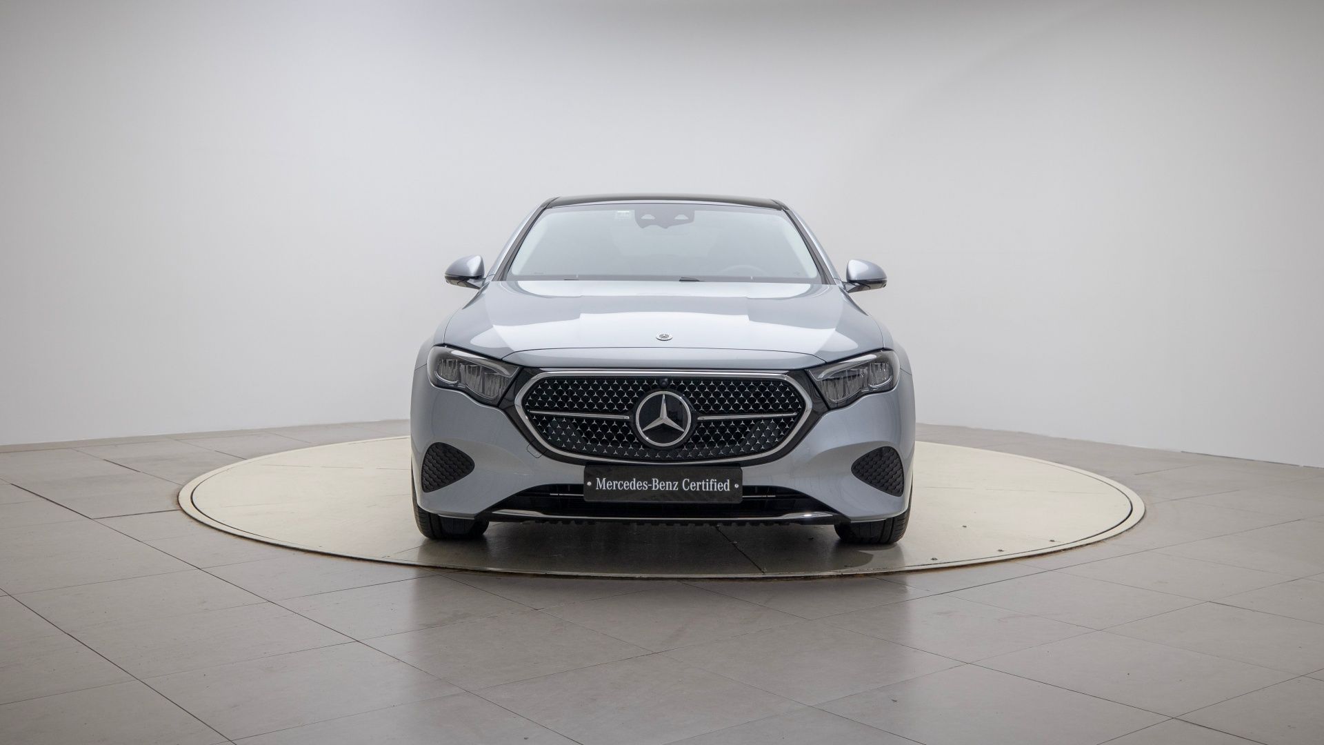 MERCEDES BENZ E-CLASS W214 2024