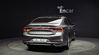 HYUNDAI GRANDEUR IG 2017
