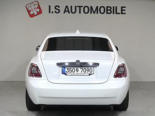 ROLLS ROYCE GHOST 2021