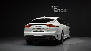 KIA STINGER 2017