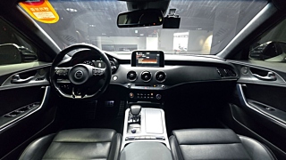 KIA STINGER 2017