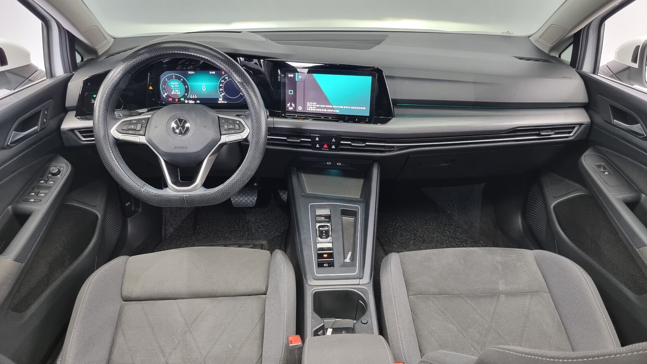 VOLKSWAGEN GOLF 2022