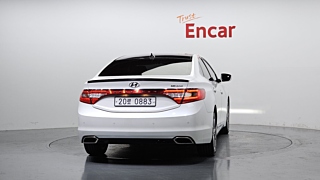HYUNDAI GRANDEUR HG 2016
