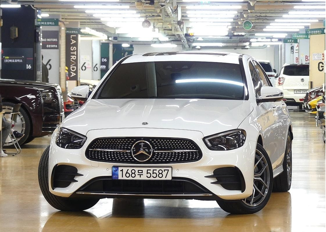 MERCEDES BENZ E-CLASS W213 2022