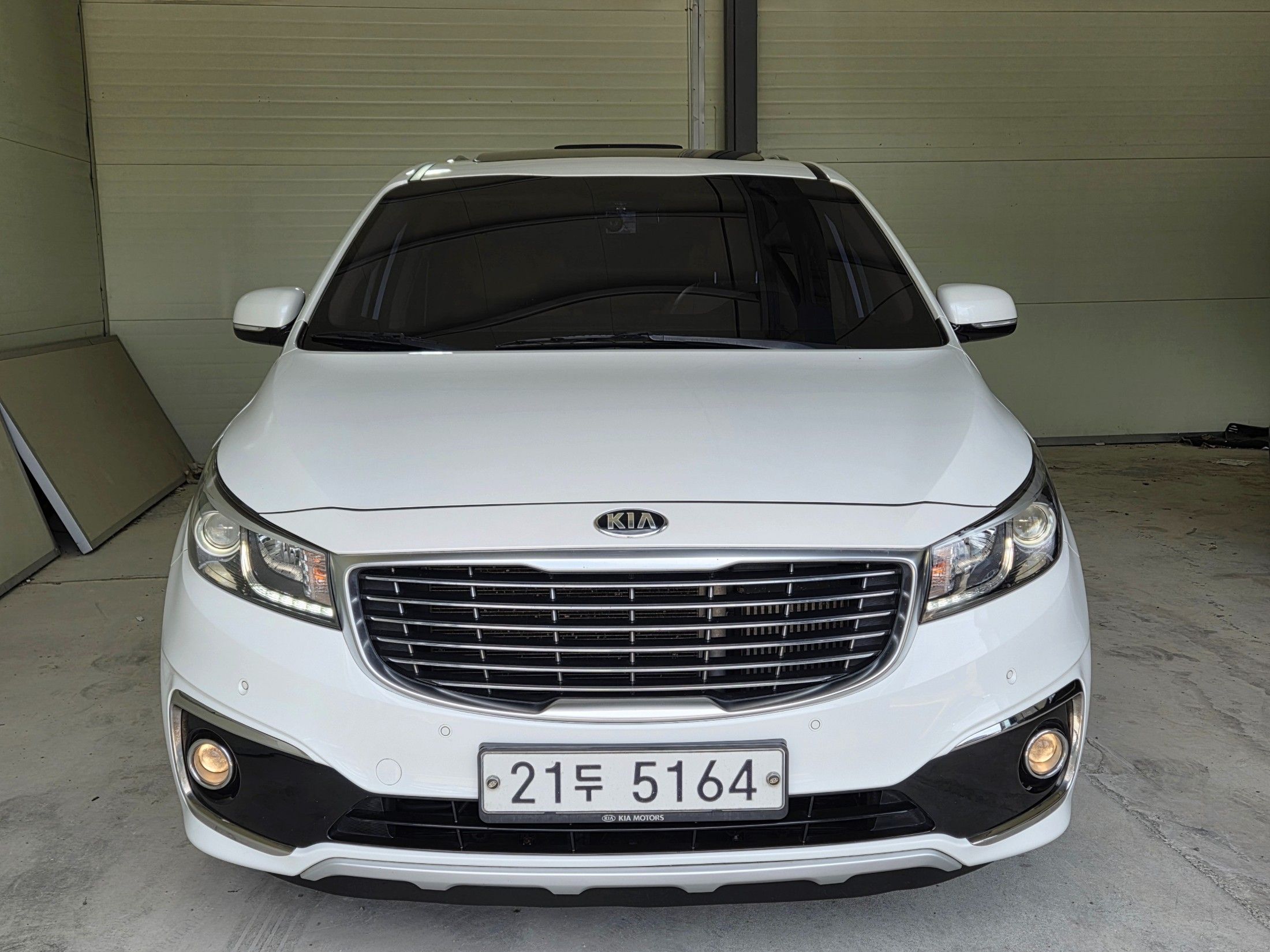 KIA CARNIVAL 2017