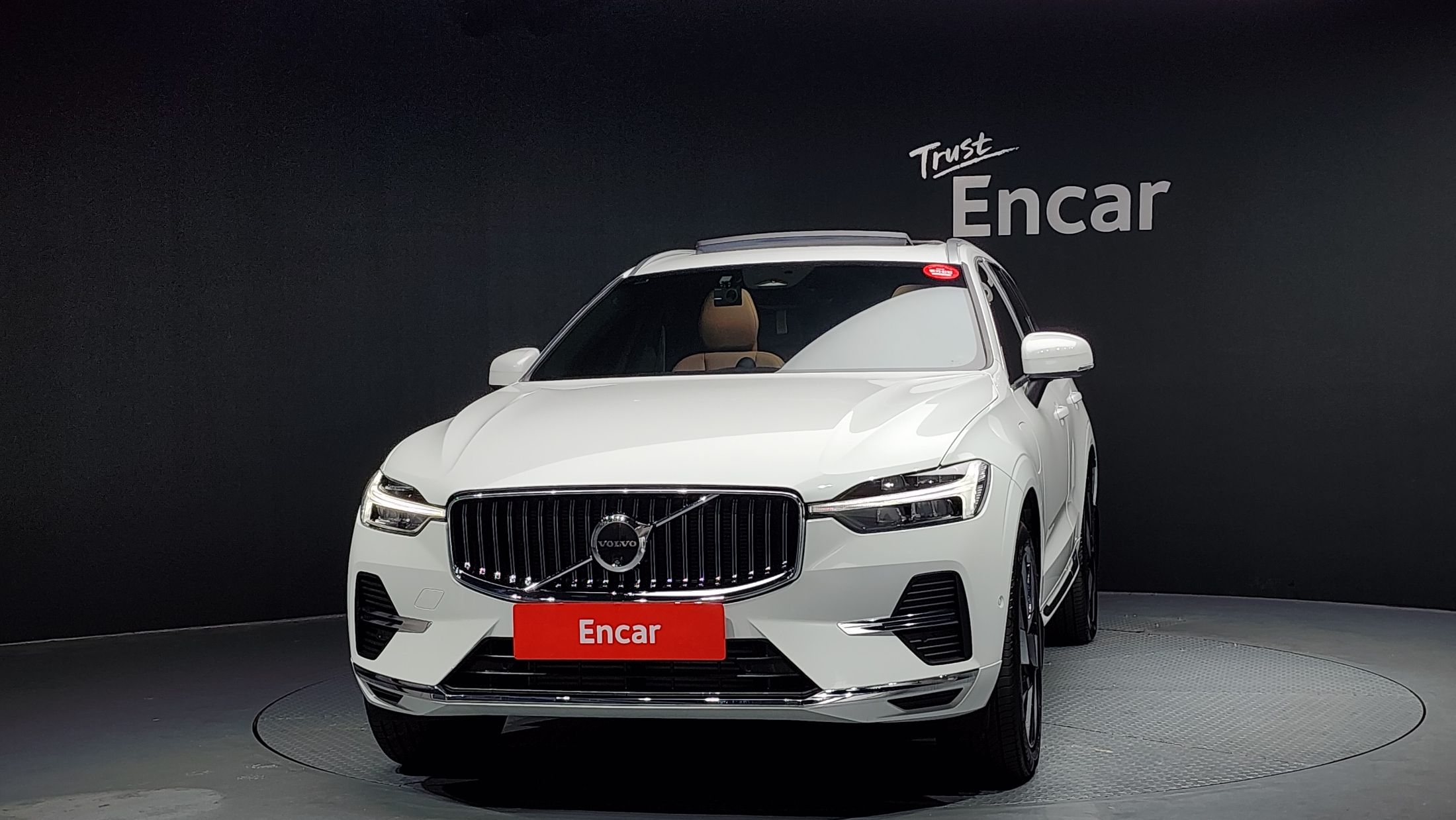 VOLVO XC60 2024