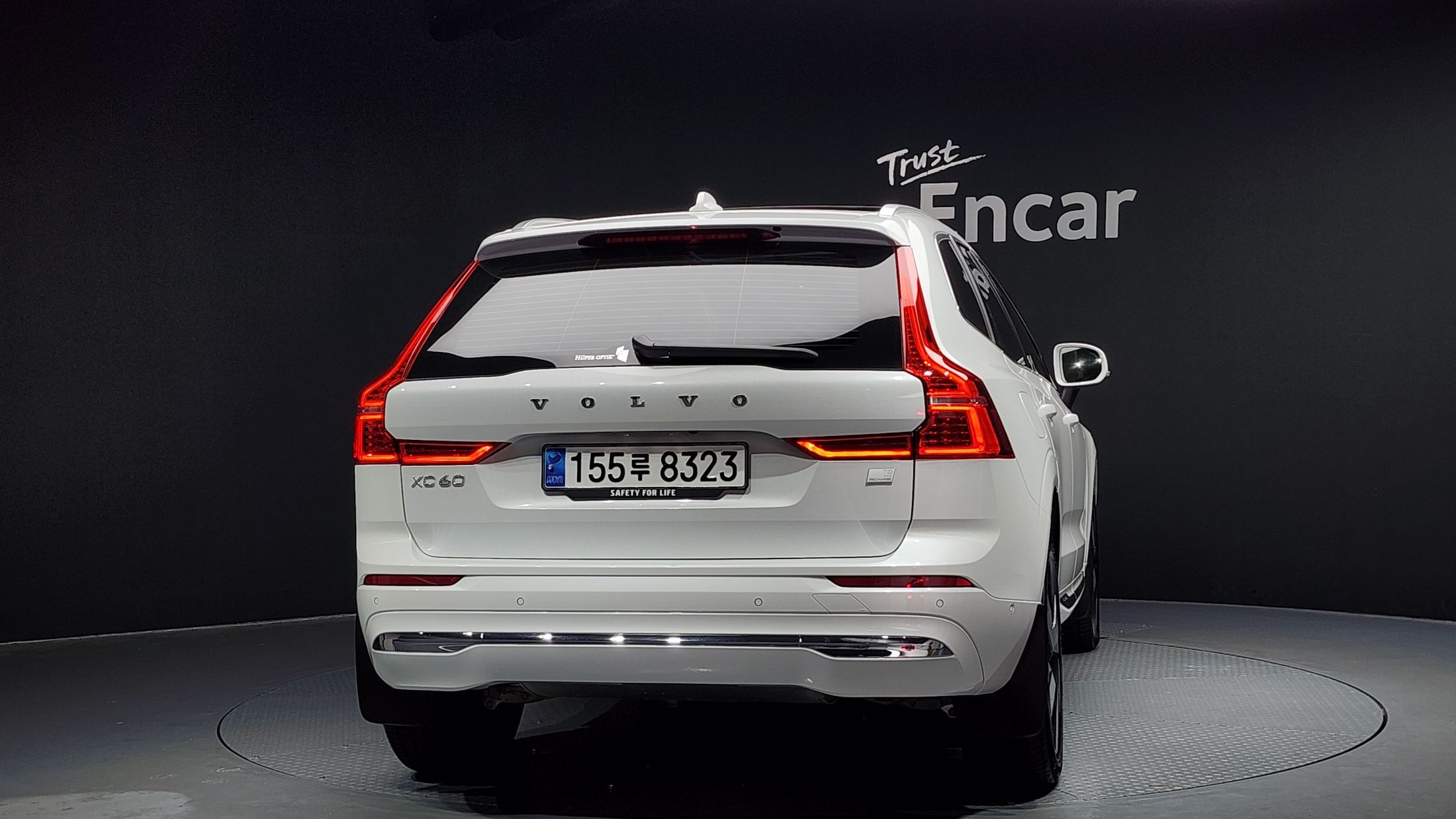 VOLVO XC60 2024
