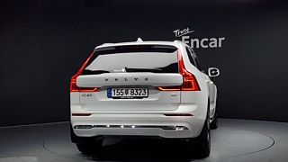 VOLVO XC60 2024