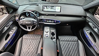 GENESIS GV70 2024