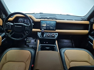 LAND ROVER DEFENDER L663  110 P400 X 2024