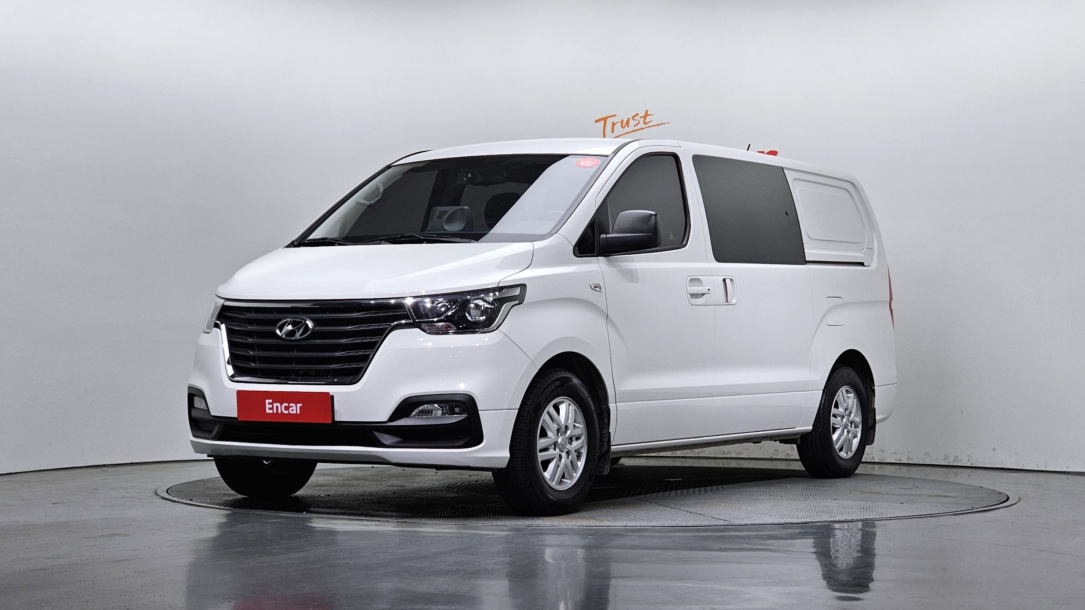 HYUNDAI STAREX GRAND 2020