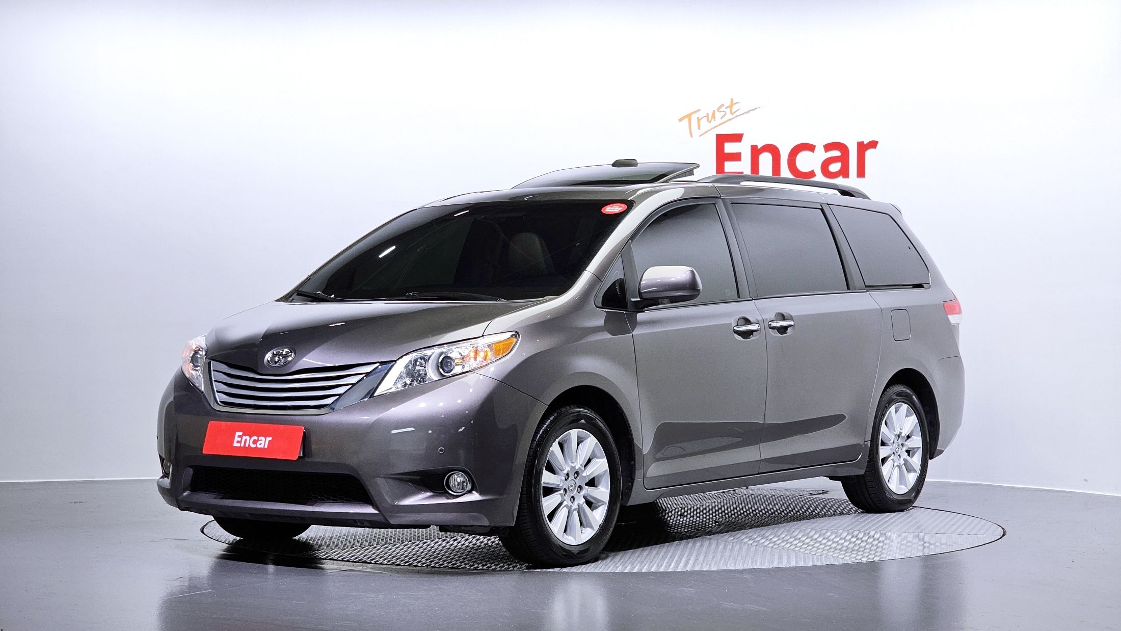 TOYOTA SIENNA