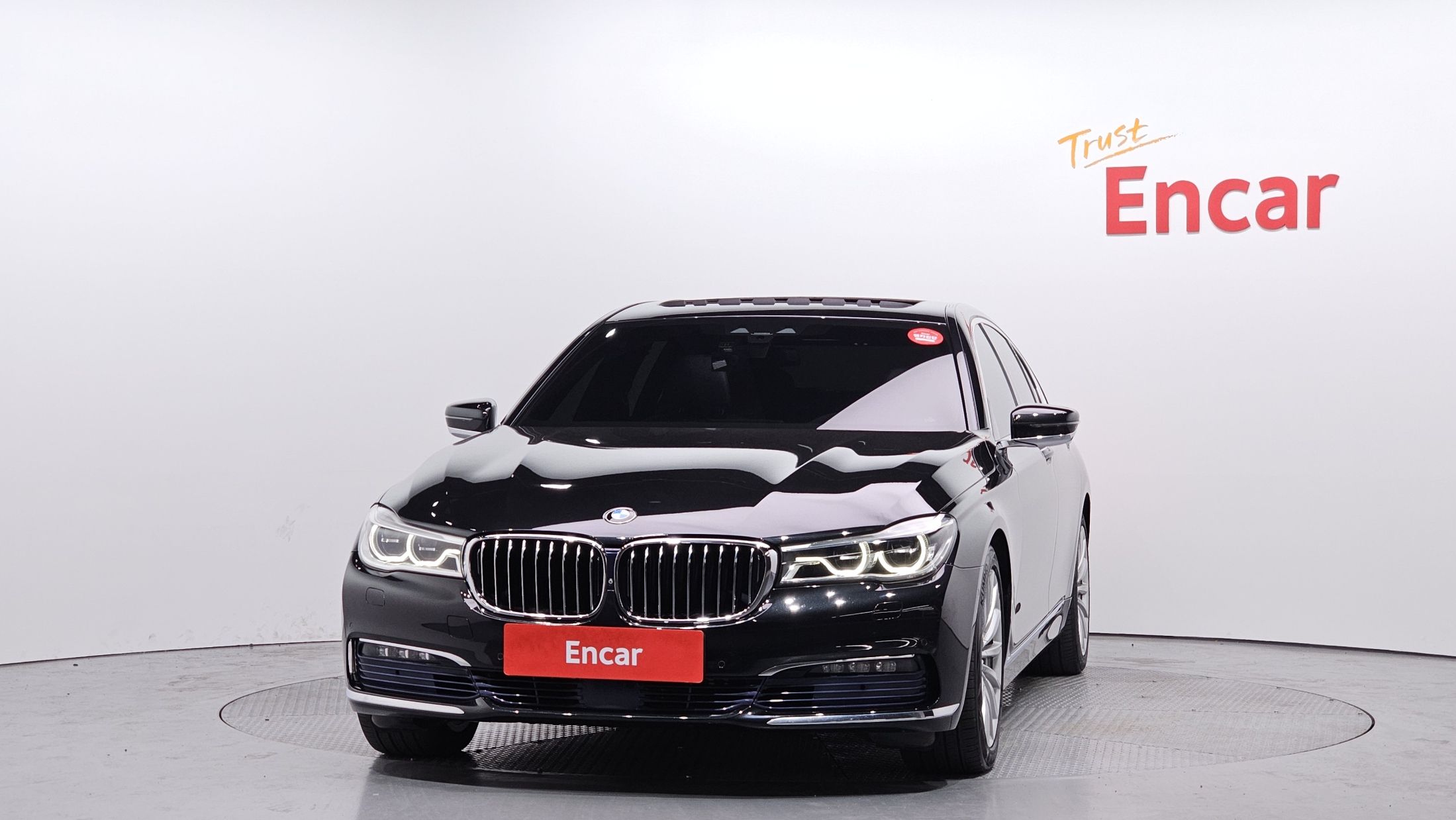 BMW 7-SERIES G11 2016