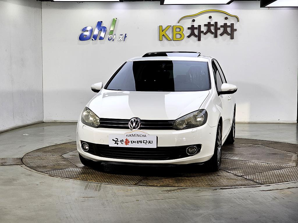 VOLKSWAGEN GOLF 2011