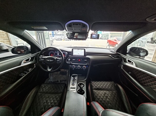 GENESIS G70 2018