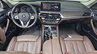 BMW 5-SERIES G30 2022