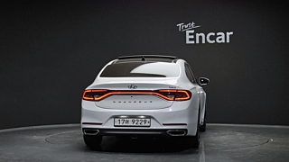 HYUNDAI GRANDEUR IG HYBRID 2017