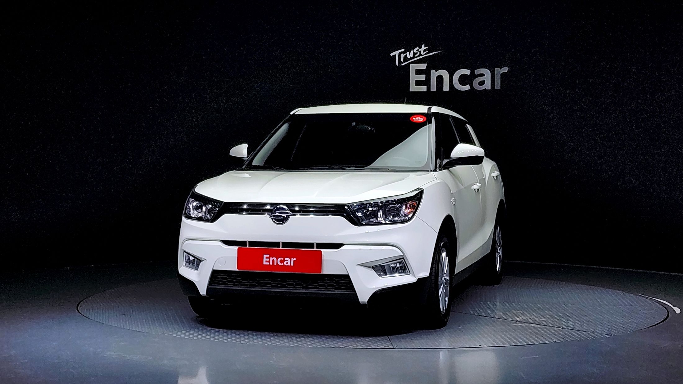 SSANGYONG TIVOLI 2015