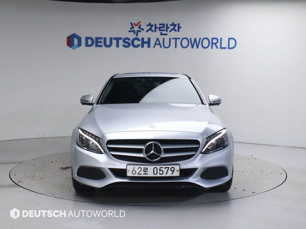 MERCEDES BENZ C-CLASS W205 2016