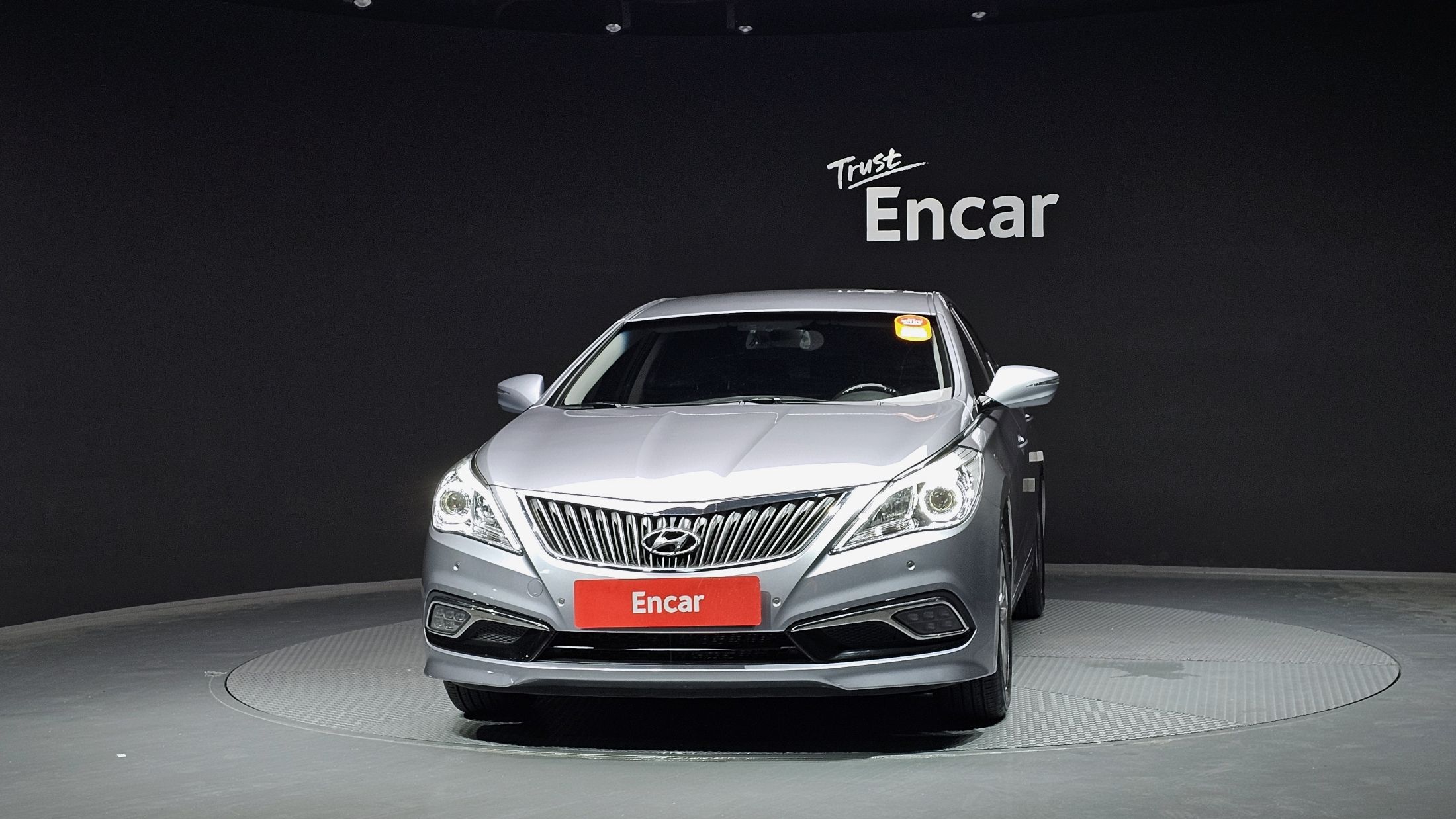 HYUNDAI GRANDEUR HG 2016