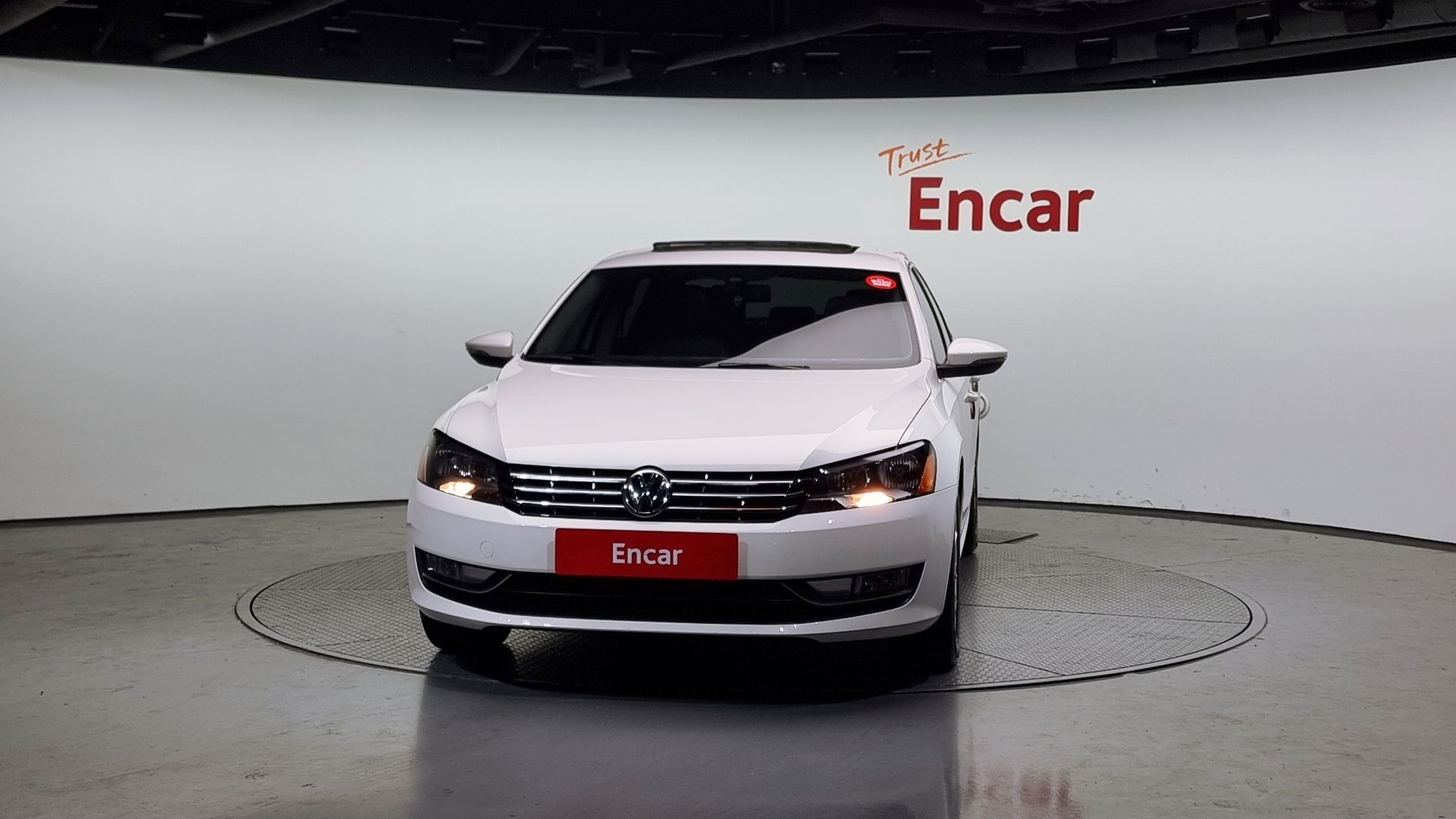 VOLKSWAGEN PASSAT 2015