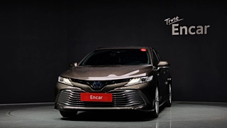 TOYOTA CAMRY XV70 2019
