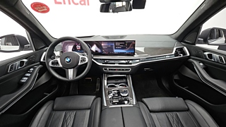 BMW X7 G07 2024