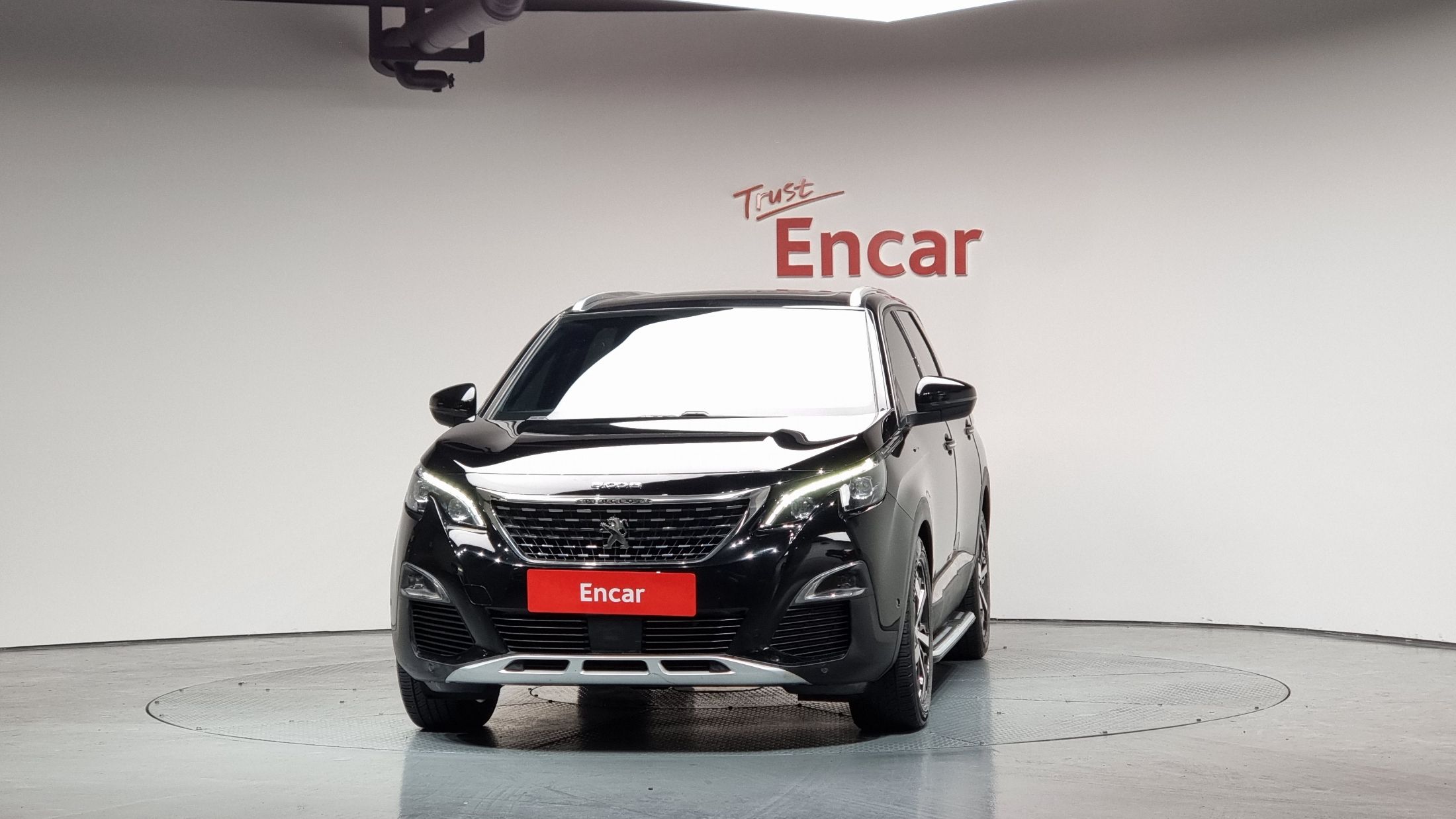 PEUGEOT 5008 2020