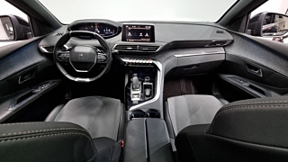 PEUGEOT 5008 2020