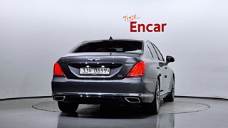 GENESIS EQ900 2016