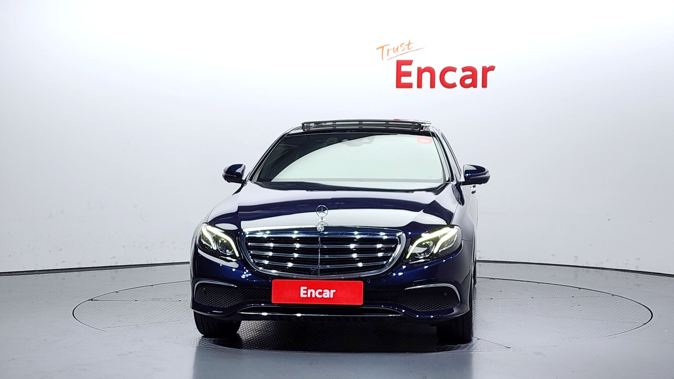 MERCEDES BENZ E-CLASS W213 2019