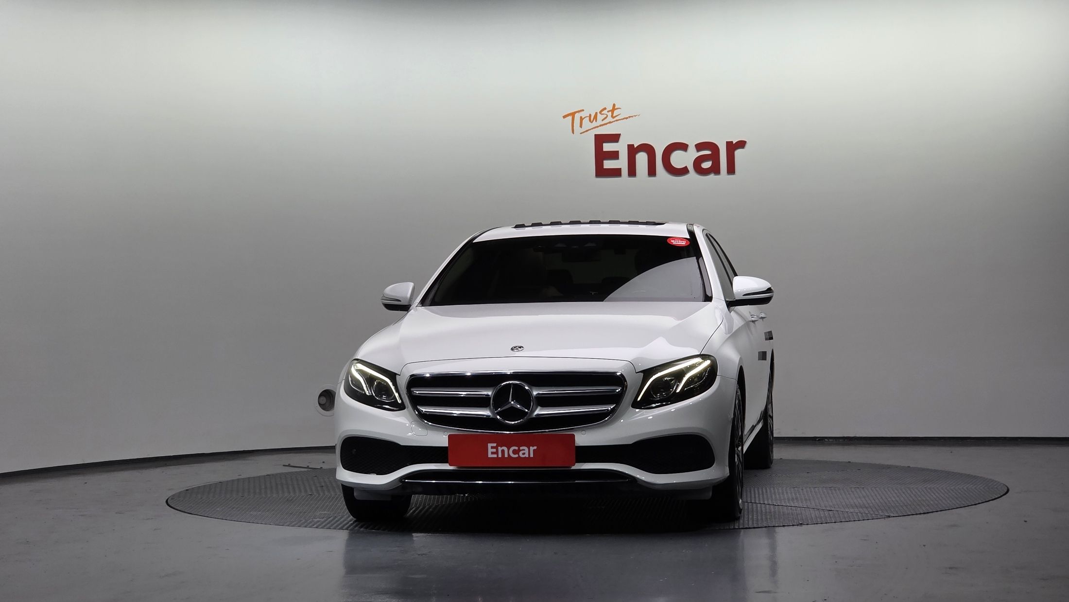MERCEDES BENZ E-CLASS W213 2020