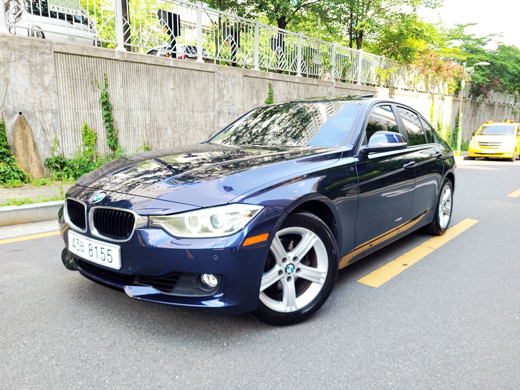BMW 3-SERIES F30