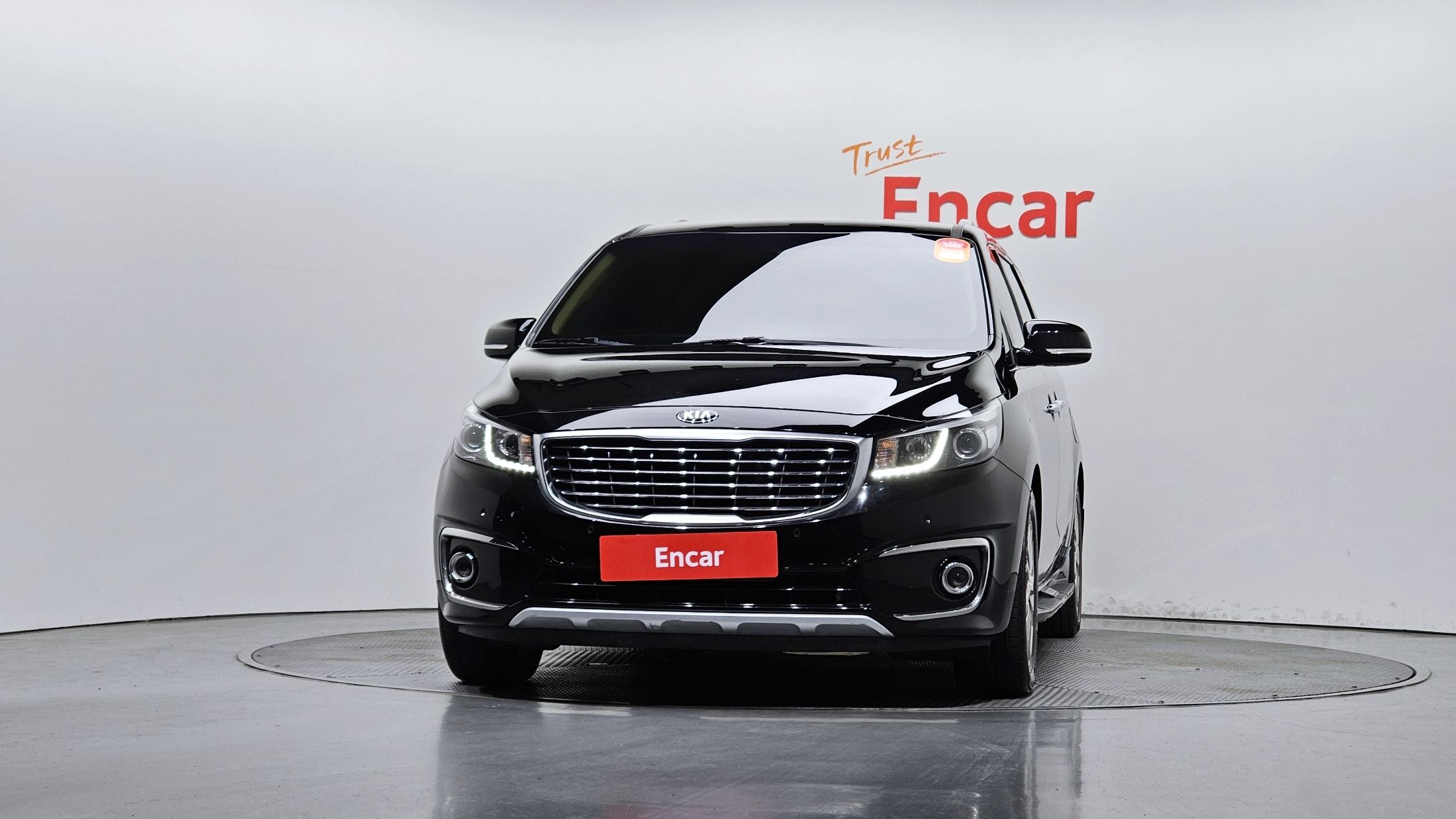 KIA CARNIVAL 2017