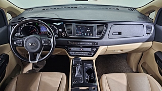 KIA CARNIVAL 2017