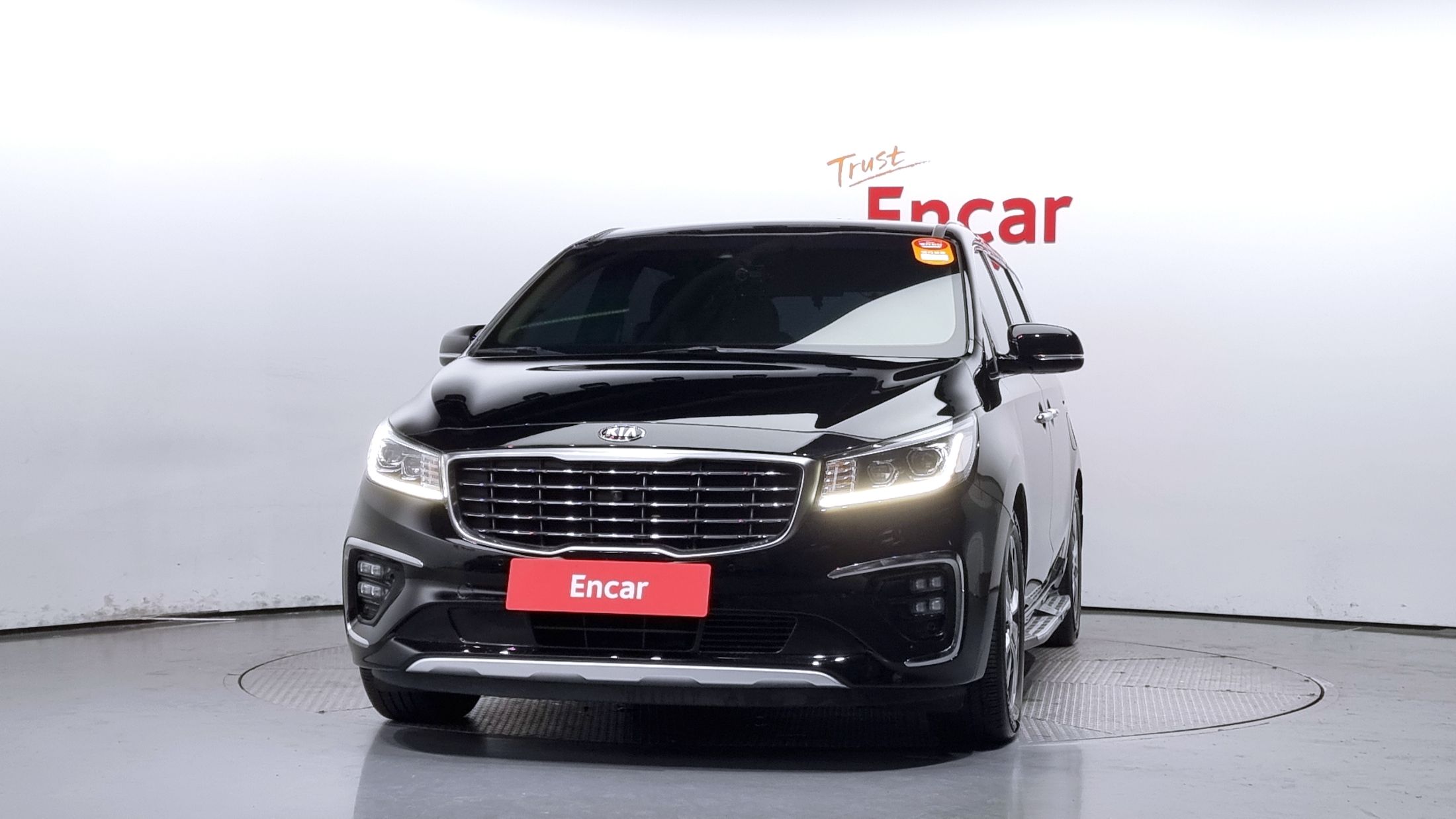 KIA CARNIVAL 2018