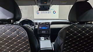 HYUNDAI TUCSON NX4 2021
