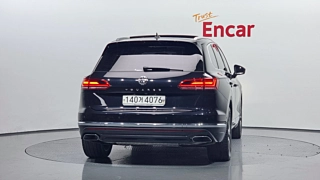 VOLKSWAGEN TOUAREG 2020