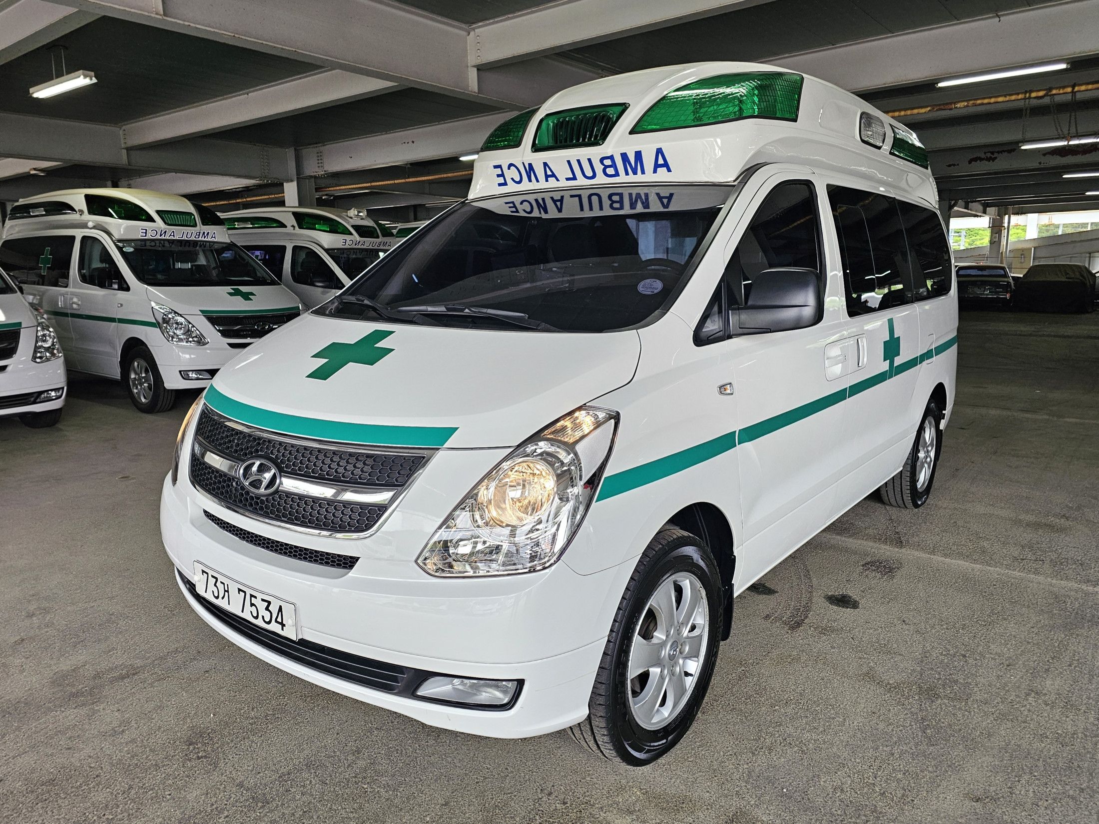HYUNDAI STAREX GRAND