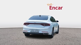 HYUNDAI GRANDEUR IG 2017