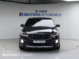 KIA CARNIVAL 2018