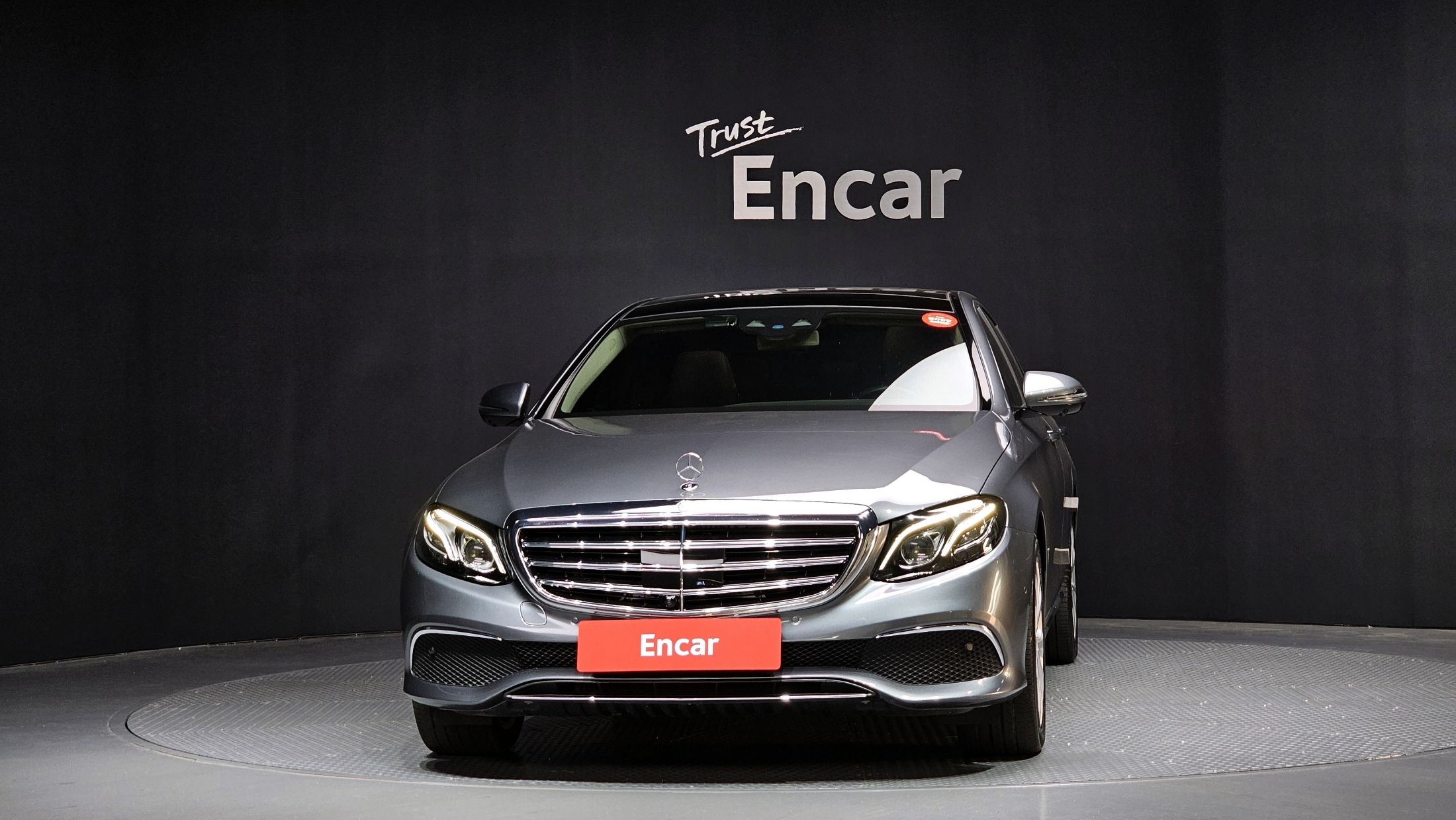 MERCEDES BENZ E-CLASS W213 2017