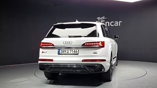 AUDI Q7 4M 2021